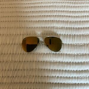 Ray-Ban Aviator Sunglasses with Gold Frame and Yellow-Gold Lenses